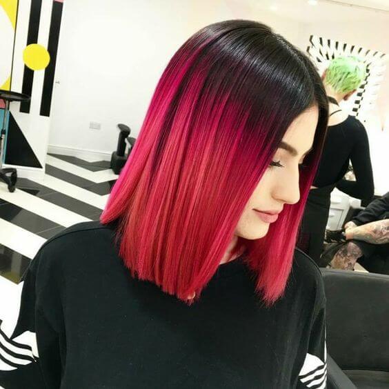 25 exotische dunkelrote Haarfarben, um Ihren Haarvorhang oben zu halten