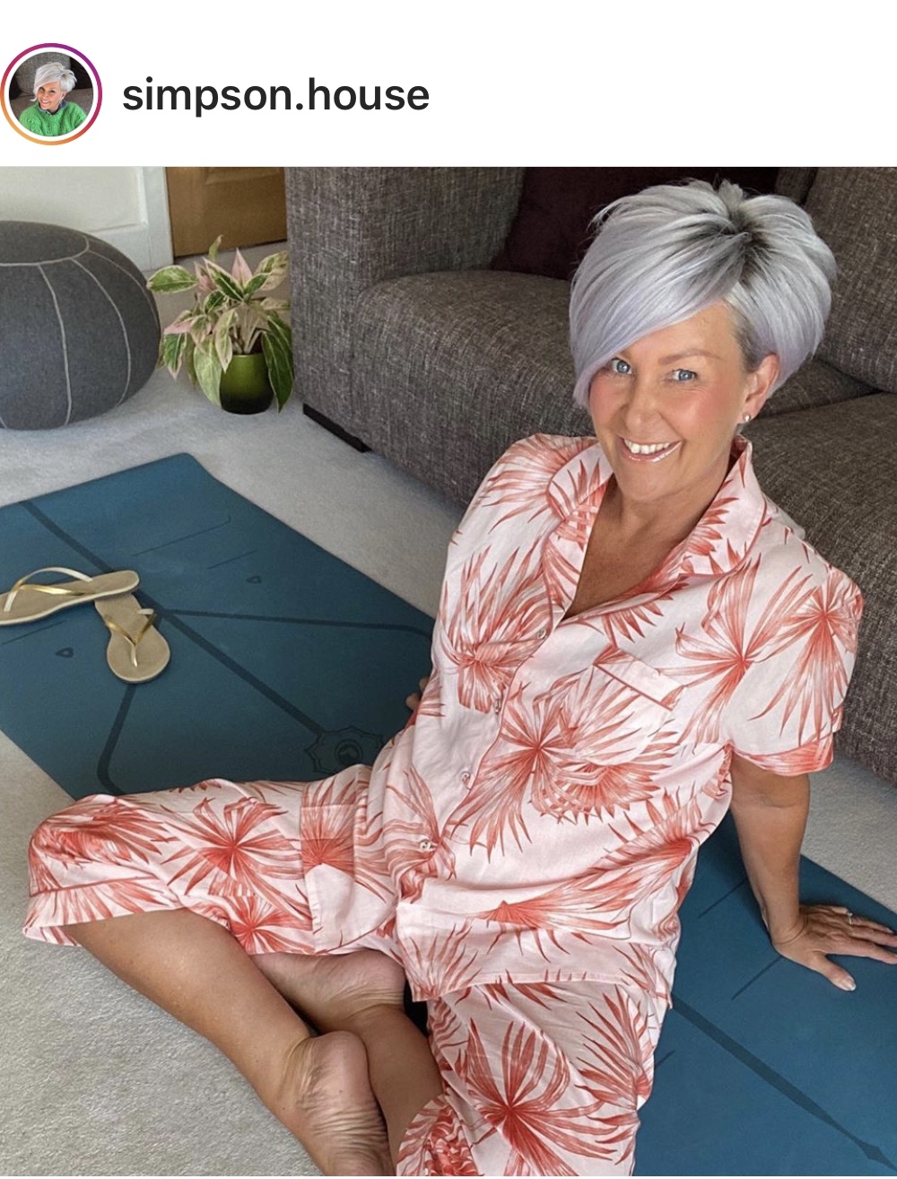 Social-Media-Model: @simpson.house – NEU: Stylische bunte Frisuren