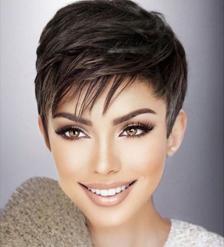 23 Beste kurze Pixie Frisuren und Haarschnitte