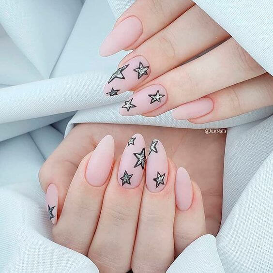 40 verträumte Sternnageldesign, die zu süß sind, um sie zu bekommen