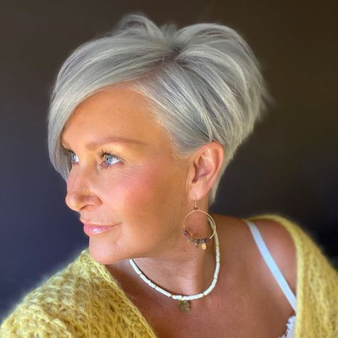 16 Frisuren, die vor 25 und 50 Jahren kommen!