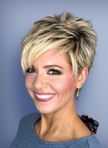 16 Frisuren, die vor 25 und 50 Jahren kommen!