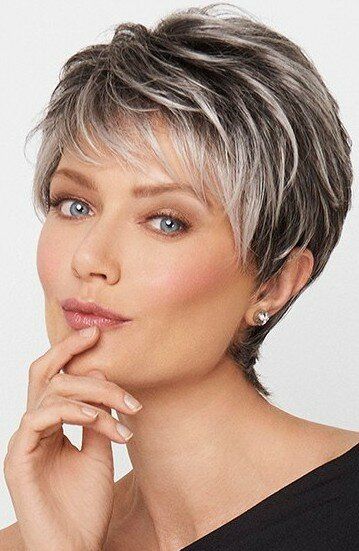 Bob Haarschnitt -Styling -Anweisungen Frisiaeck und tolles Aussehen