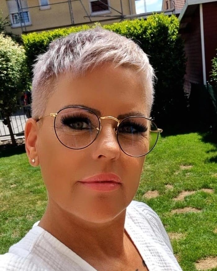 Frisuren 2023 Slim Hair Frauen 50 