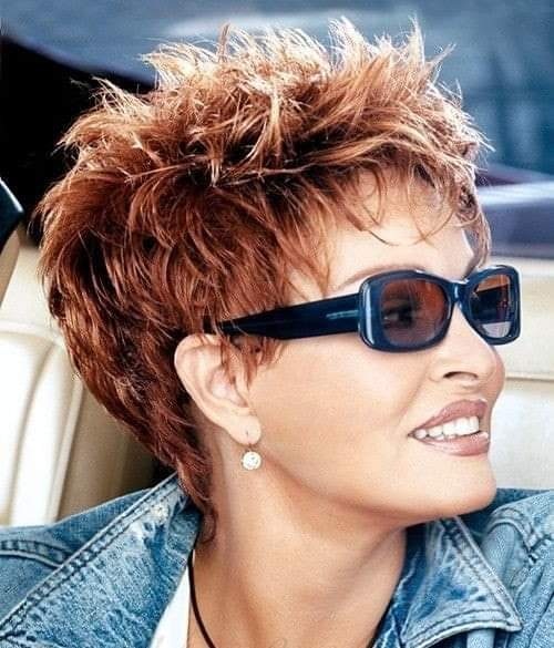 Frisuren 2023 Slim Hair Frauen 50 