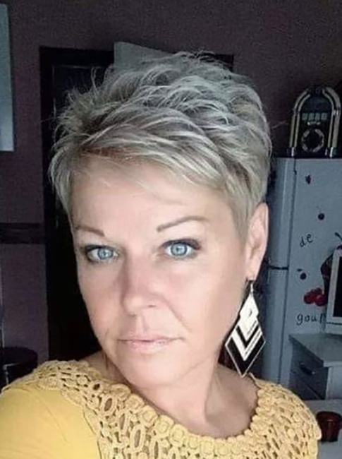 Frisuren, damit Frauen über 60 jünger aussehen