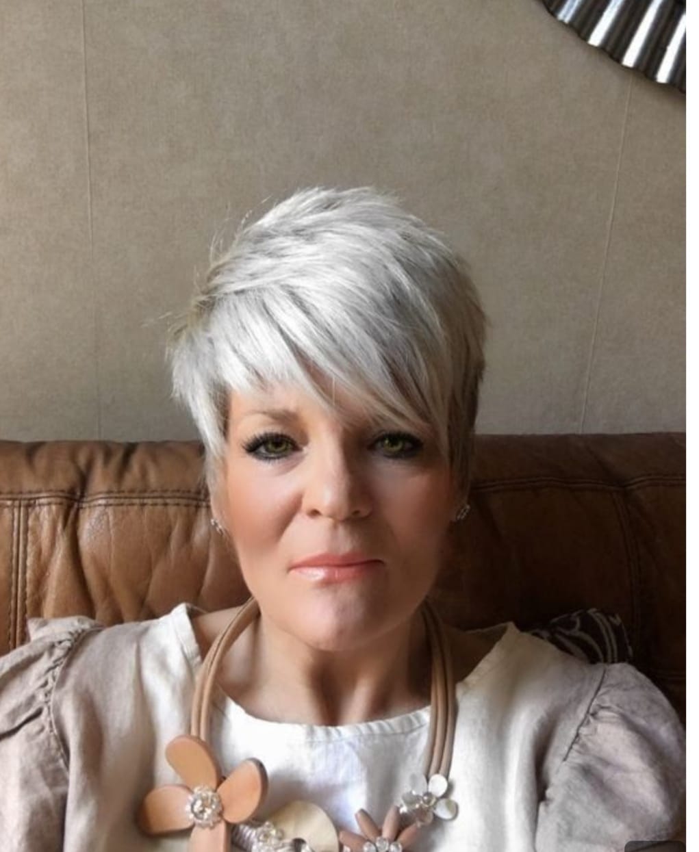 +25 tolle Frisuren für kurzes und feines Haar