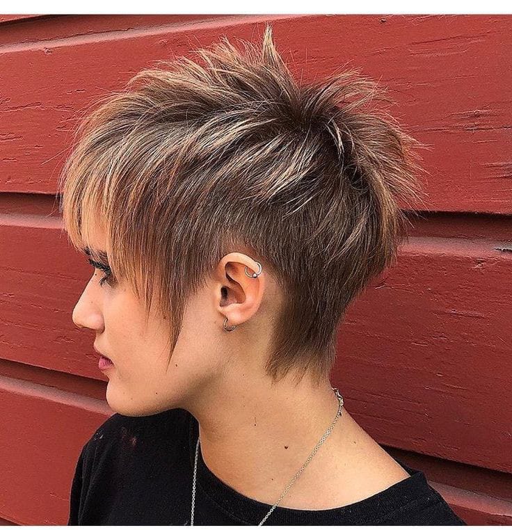 +25 tolle Frisuren für kurzes und feines Haar