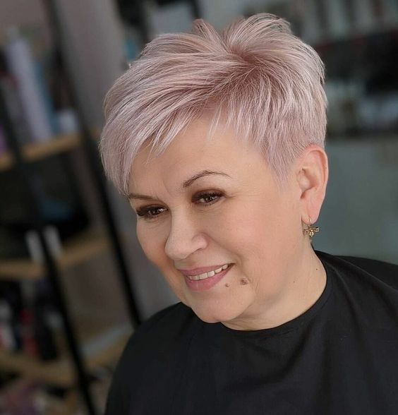14 Neue Ideen zu Kurze-Frisuren für Frauen