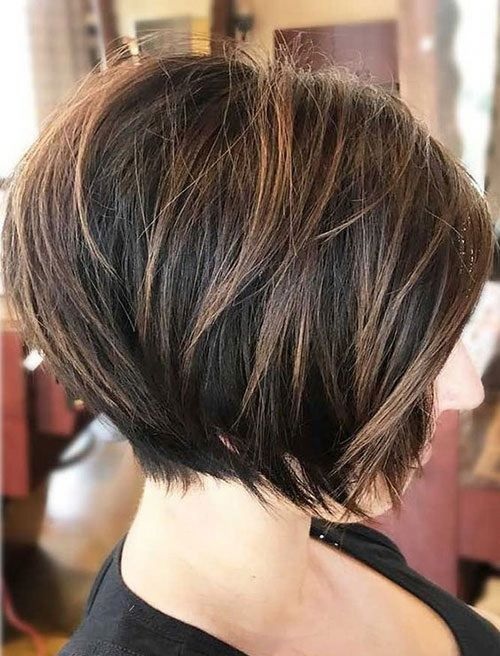 Coole Frisuren mit quadratischen Schnitten