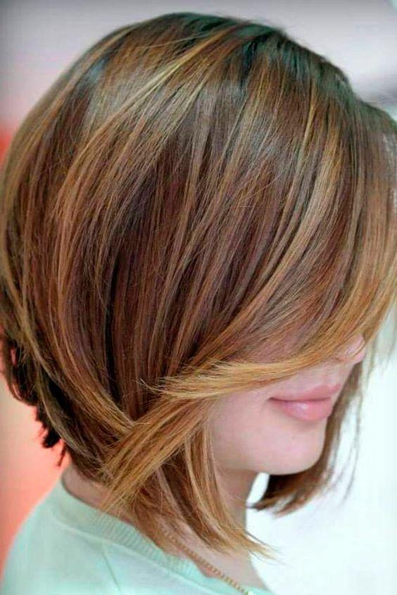 Freche Frisuren für halblanges Haar: So stylen Sie Ihre Haare wie ein Profi Tipps zur Pflege und Styling