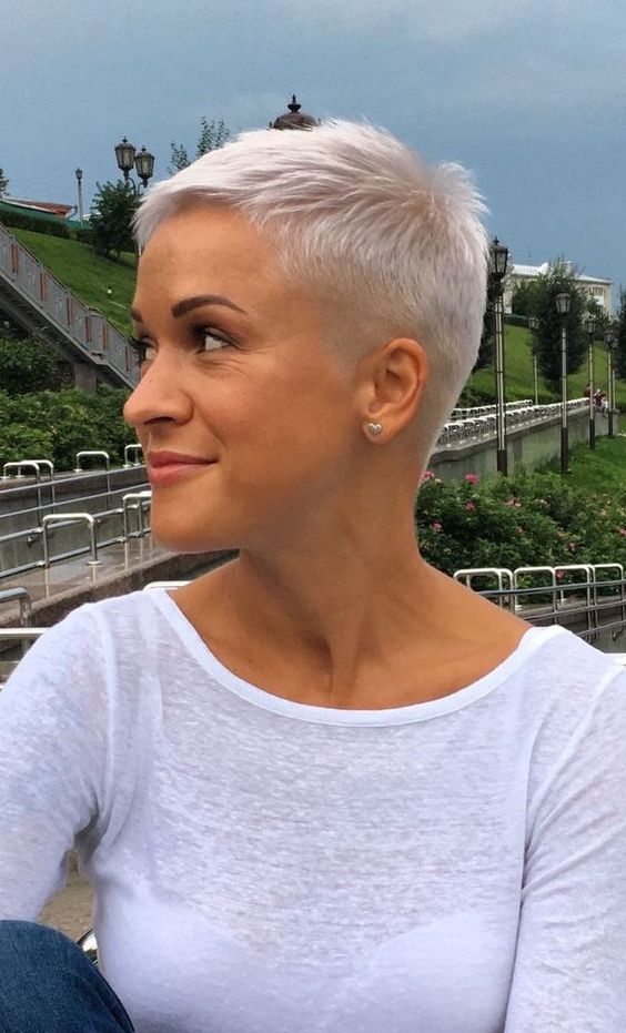 Kurzhaarfrisuren 2023: Die schönsten Schnitte für kurze Haare