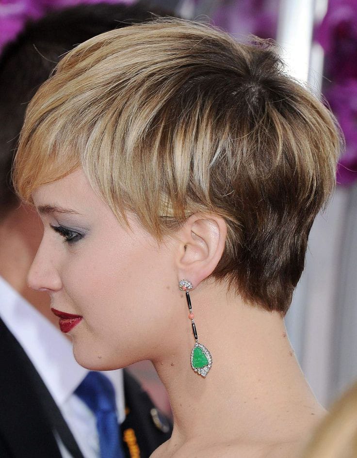 Über 50 und im Trend: Entdecke die coolsten Kurzhaarfrisuren!