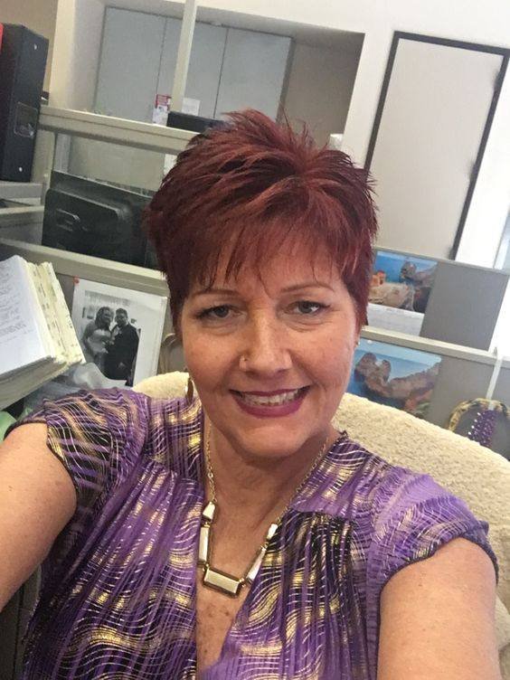 Diese weiblichen Frisuren sind schön und passen einfach zu jeder Frau