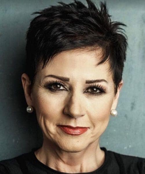 18 hinreißende kurze Frisuren für echte Frauen