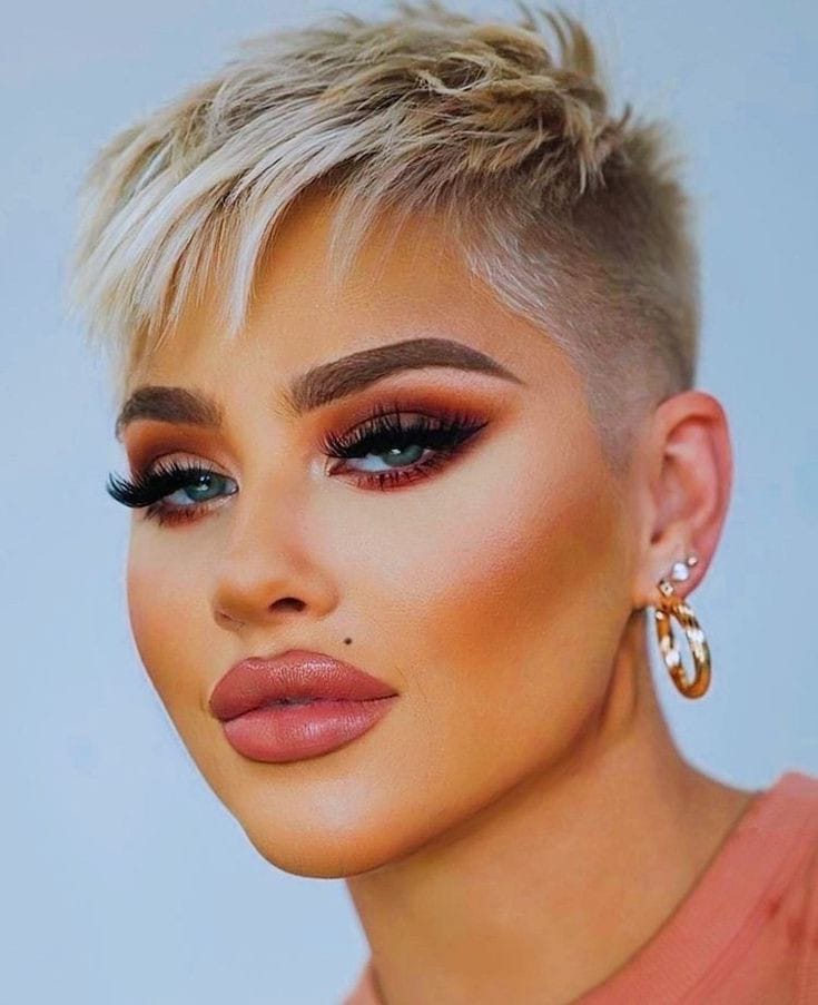 Kurze Haare 2023: Das sind die schönsten Haarstylings