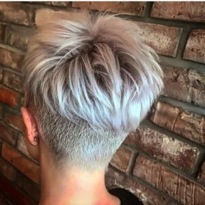 Die 20 beliebtesten Frisuren, die niemals aus der Mode kommen