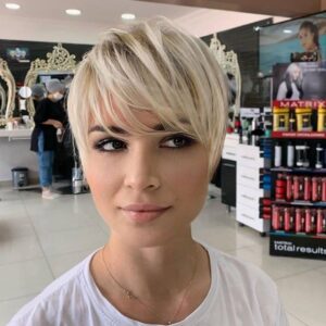 Kurze Frisuren für dünnes Haar: Unsere Liste der besten Optionen