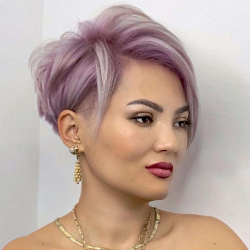 Tipps zum Kurzhaarschnitt für lila Haare