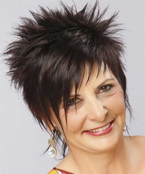 Haar Models für Frauen, die einen neuen Stil schaffen möchten