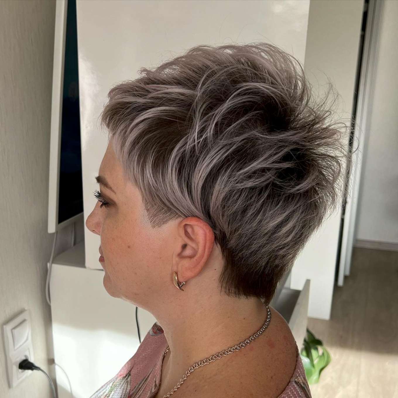 Über 40 hübsche und schicke Kurzhaarschnitte, die Ihren Look auffrischen Der elegante Pixie-Cut