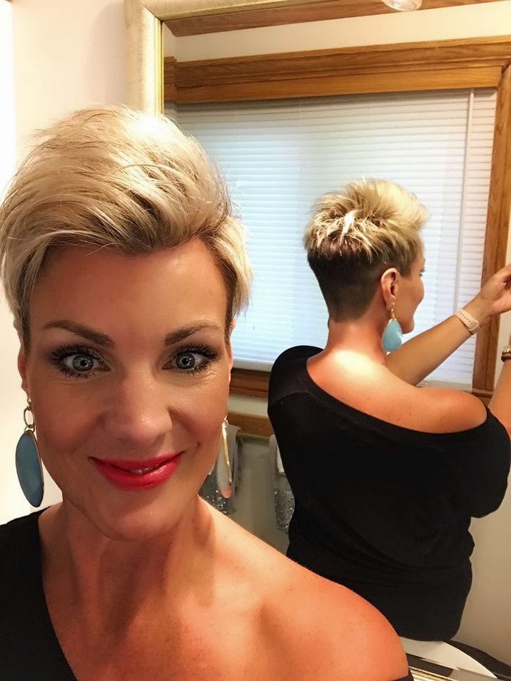 Sexier frisuren mit kurzen Haaren