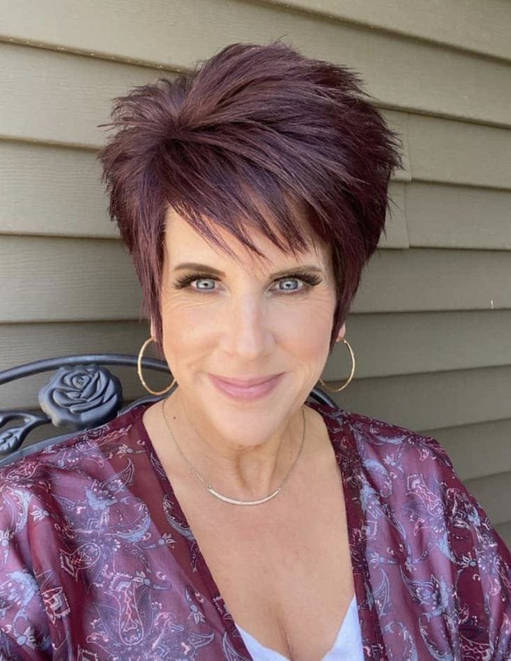 Sexier frisuren mit kurzen Haaren