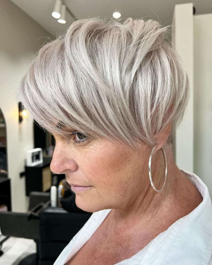 20+ kurze Frisuren, einfach zum wohlfühlen