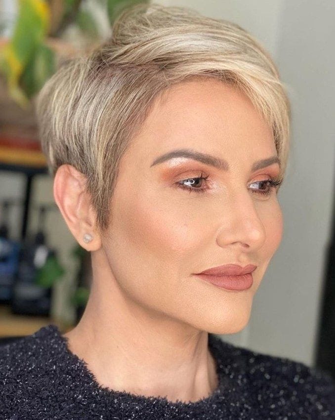Bereit, bei besonderen Anlässen zu strahlen? Diese Frisuren sind deine Geheimwaffe für den perfekten Auftritt!