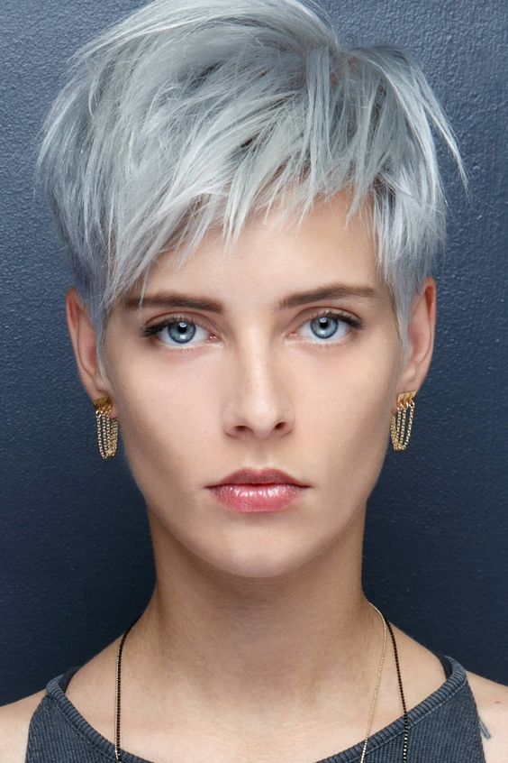 20 schmeichelhafteste Frisuren für dünnes Haar