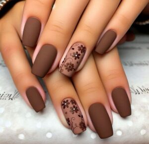 Geometrische Herbstnageldesigns