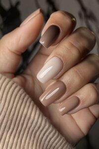 Brown Swirl Sarg French Tips
