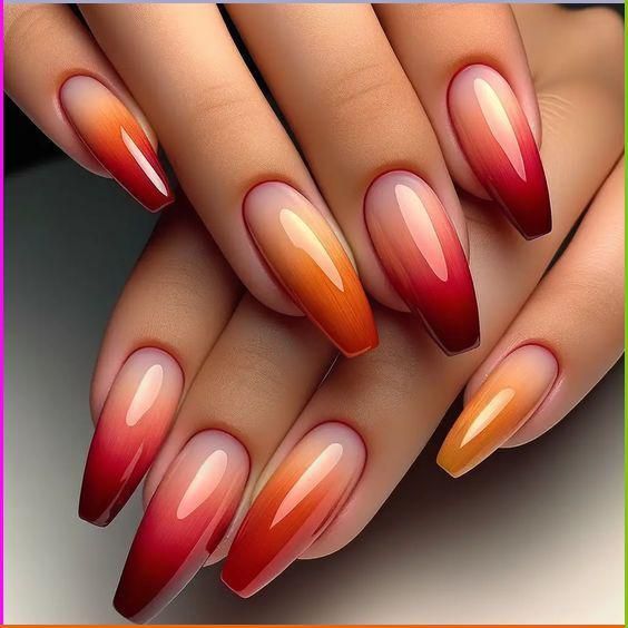Glänzendes Nageldesign in verbranntem Orange und Braun