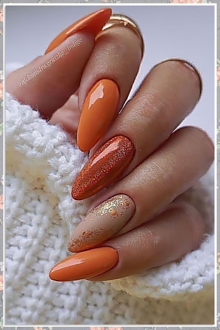 Glänzendes Nageldesign in verbranntem Orange und Braun