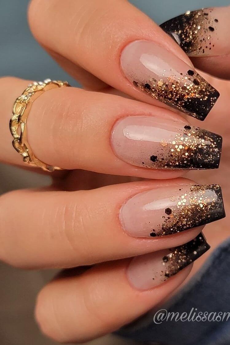 Süße Herbst-Nagel-Short-Designs mit Kürbis