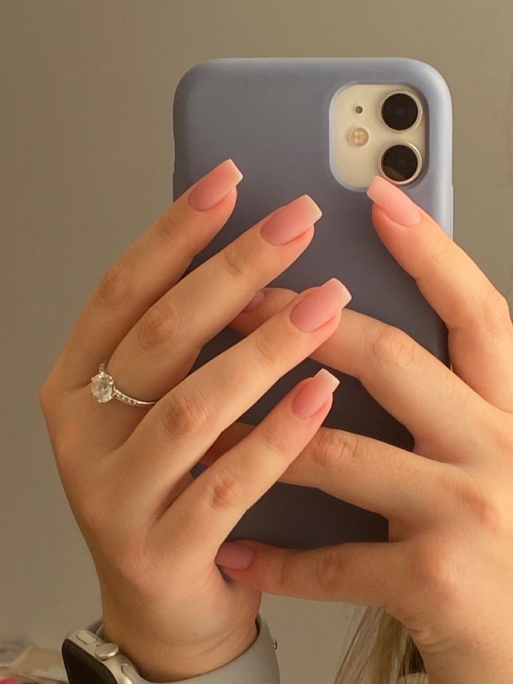 Schluss mit Gelnägeln! Diese schonenden Alternativen sorgen für Wow-Nägel