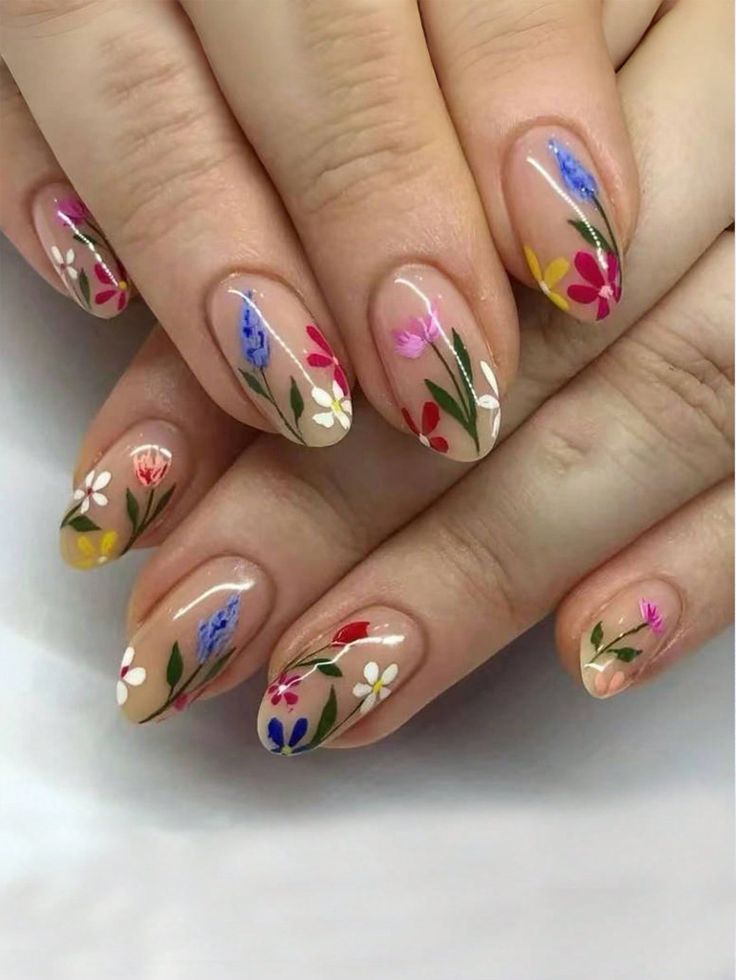 Frühlingstrend: Blumen-Nägel