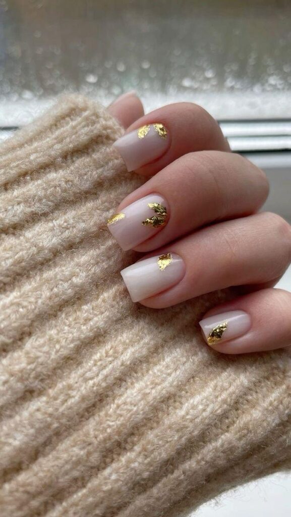 Minimalistische Gold-Details